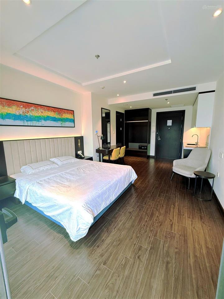 Chính chủ bán căn studio tầng cao view phố giá rẻ nhất 1.5x tỷ  0978 788 ***