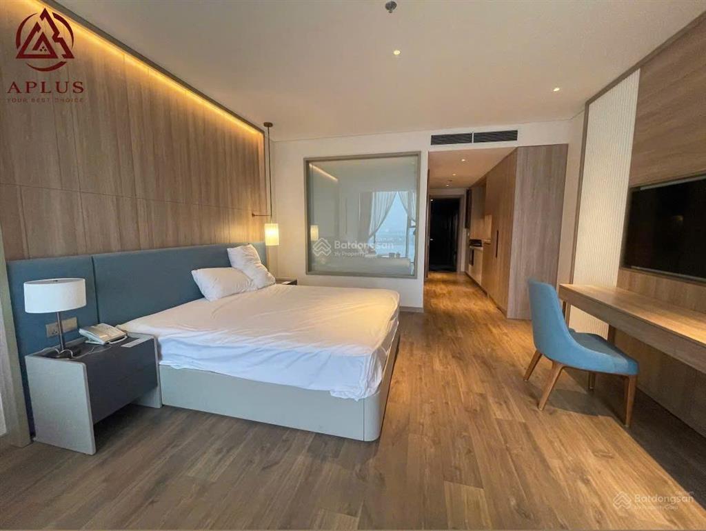 Căn studio view biển đông nam giá 3.5x tỷ  ban công rộng nhất  view biển và intercon