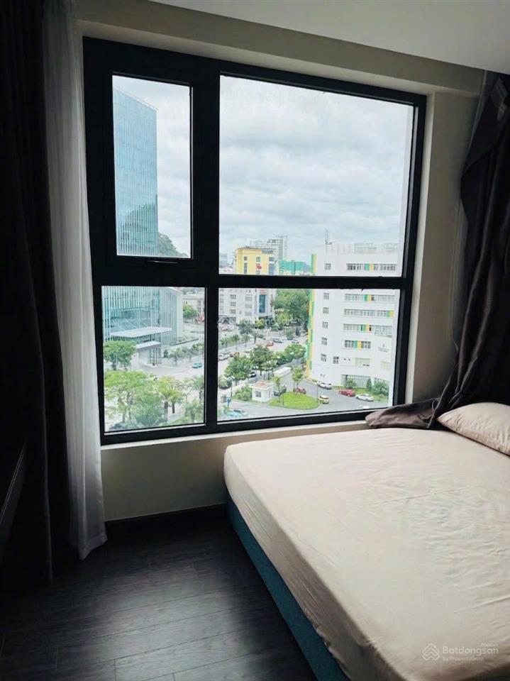 Bán 2n1vs tầng đẹp giá rẻ 2.3x tỷ the sapphire  0978 788 ***