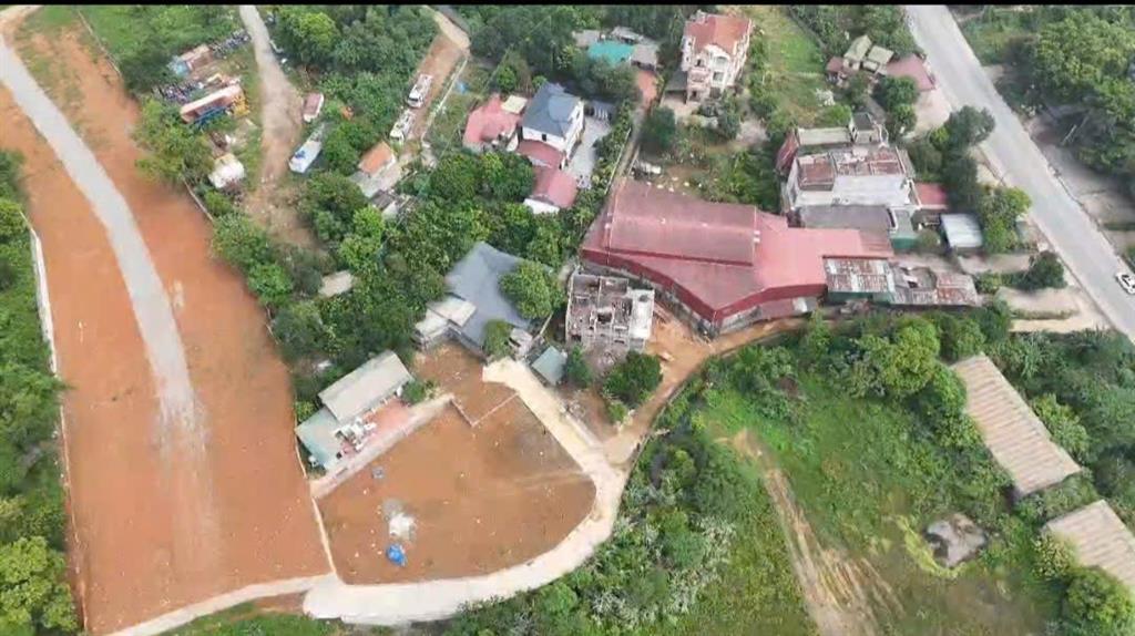►  ĐẤT LƯƠNG SƠN – 1.356,6M²  400M² THỔ CƯ  GIÁ 7,5TR/M²
