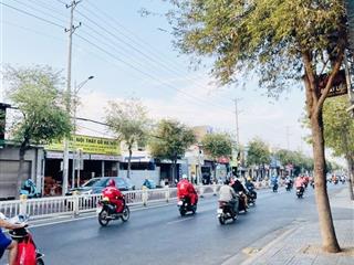 Chính chủ bán nhà mặt tiền đường 30/4, phường 11, vũng tàu .