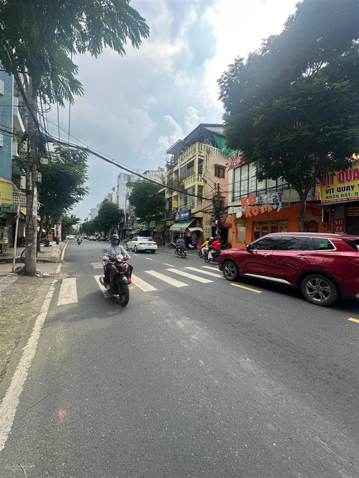 Cho thuê mbkd góc 2mt trương công định 5x14 lối đi riêng