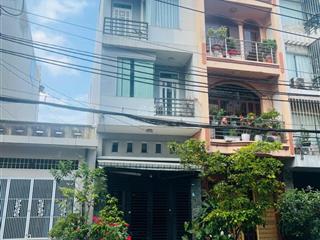 Mặt tiền thống nhất cách chợ 200m. dt 4x19m, 3 lầu giá tốt 13.5 tỷ