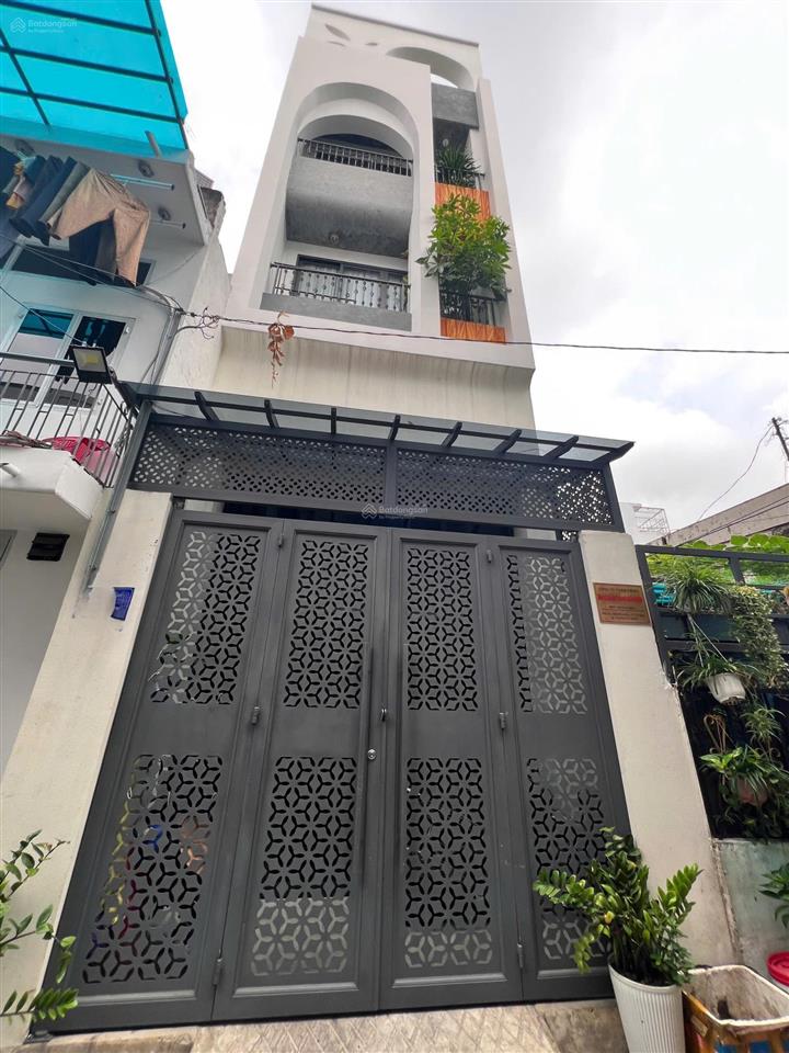 Chỉ 8 tỷ, nhà mới gò dầu (thang máy), 5pn, gần siêu thị