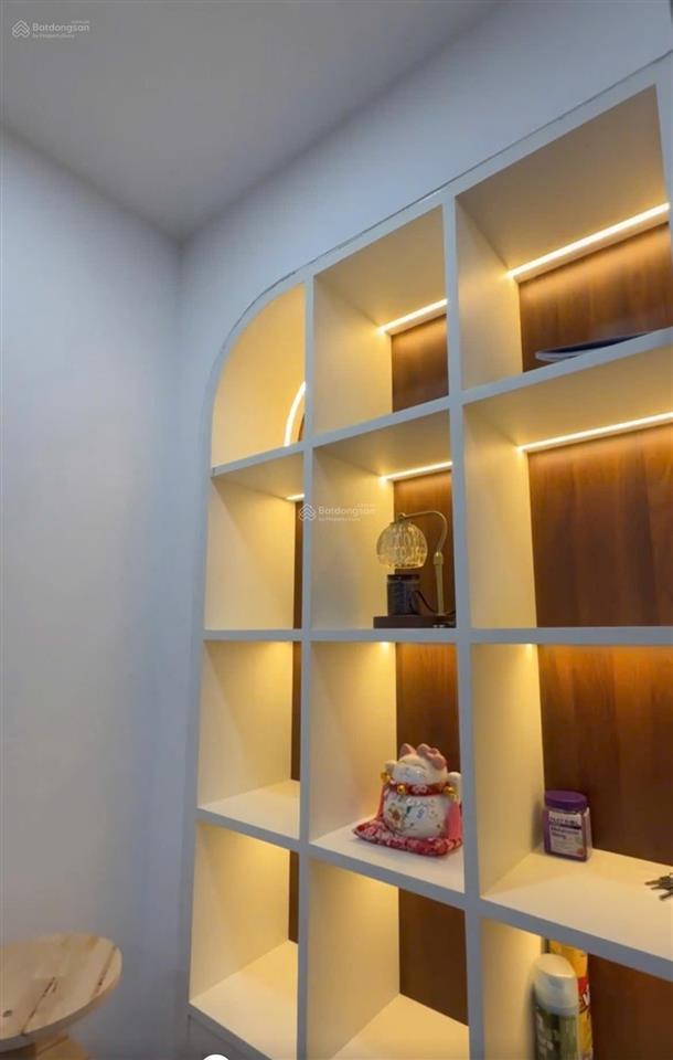 Nhà cực đẹp tân sơn nhì xe hơi đậu cửa chỉ 9.6 tỷ