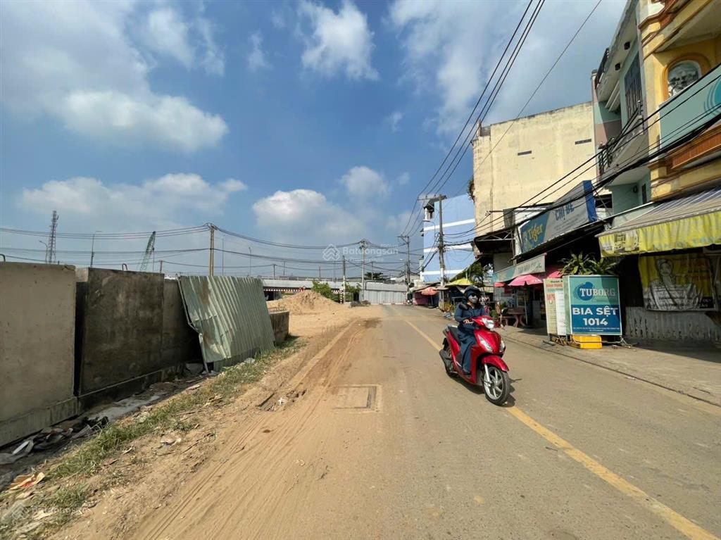 Mặt tiền kinh doanh cà phê 9x22m giá chỉ 16 tỷ (81tr/m2)