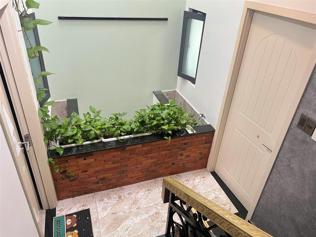 Nhà đẹp kênh tân hóa  ngang 5.8m  dts 163.6m2  8.29 tỷ