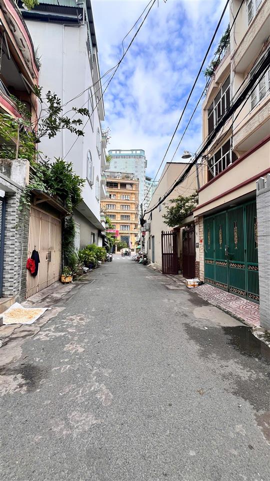 Giá tốt! nhà ngay tô hiệu  hòa bình  4.4x18m  7,3 tỷ
