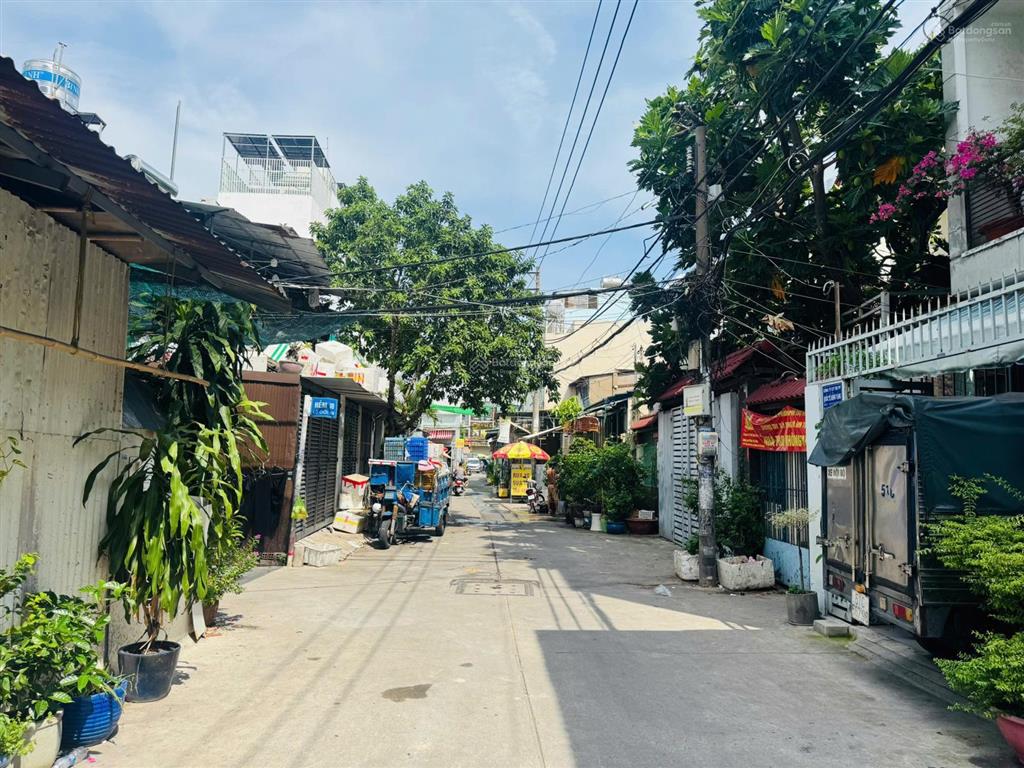 Bán nhà mặt tiền ngay sau lưng chợ tân hương giá chỉ 6.5 tỷ