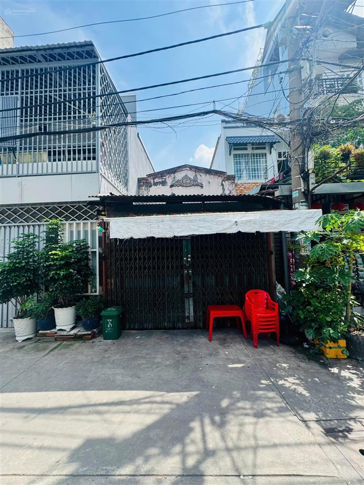Bán nhà mặt tiền ngay sau lưng chợ tân hương giá chỉ 6.5 tỷ