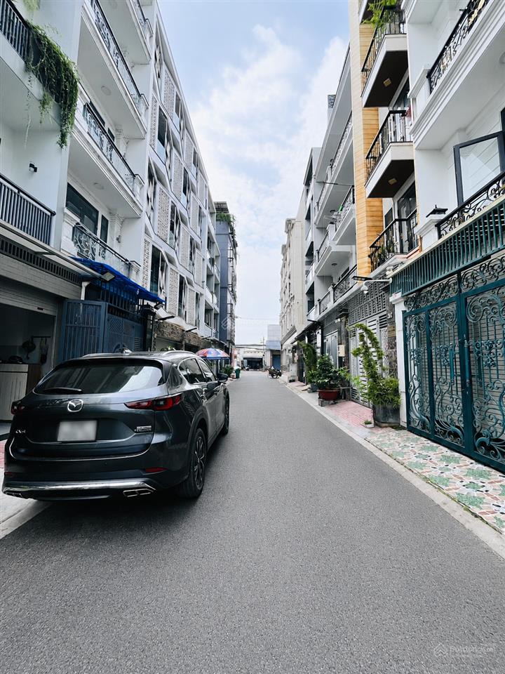 Đất đẹp giá rẻ lê quát giá 8 tỷ giáp quận 11, gần đầm sen