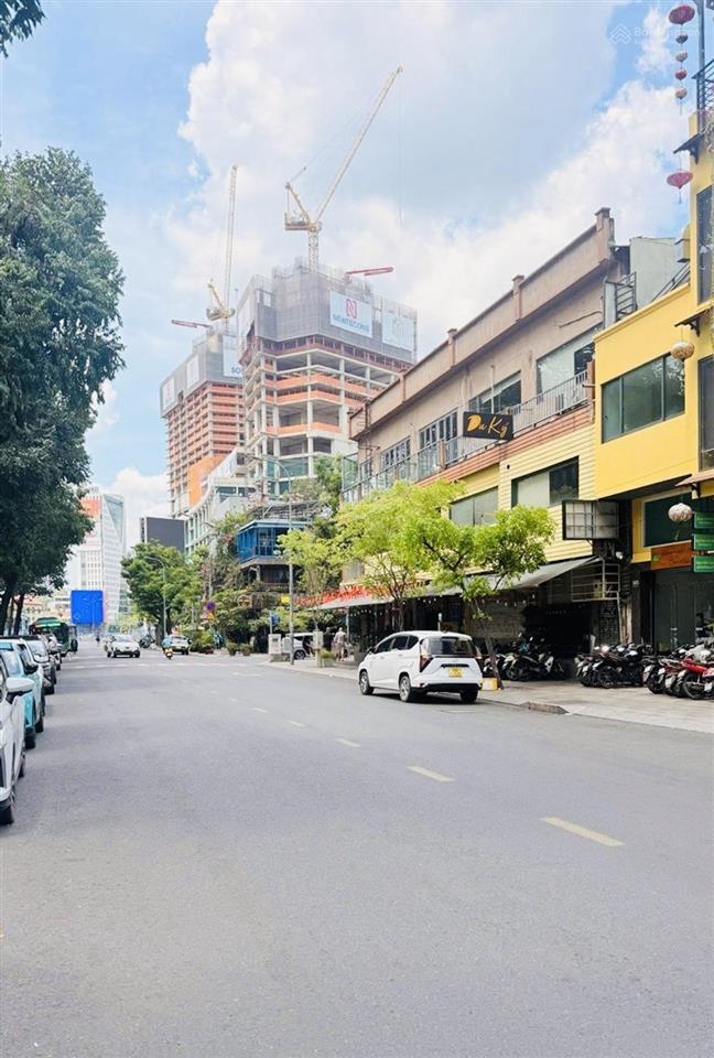 Mặt tiền đường phạm ngũ lão, quận 1, cách chợ bến thành 200m, giá 32,5 tỷ