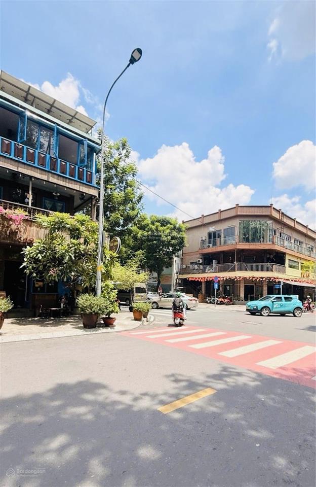 Mặt tiền đường phạm ngũ lão, quận 1, cách chợ bến thành 200m, giá 32,5 tỷ