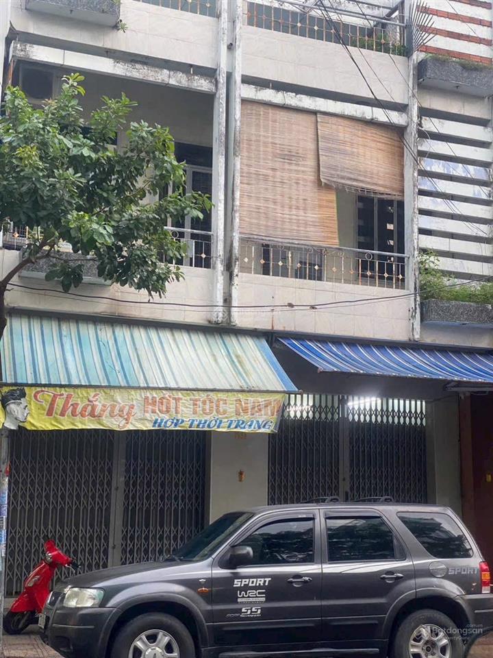 Nhà mặt tiền rộng  chủ cần tiền gấp giảm 4 tỷ so với giá ban đầu