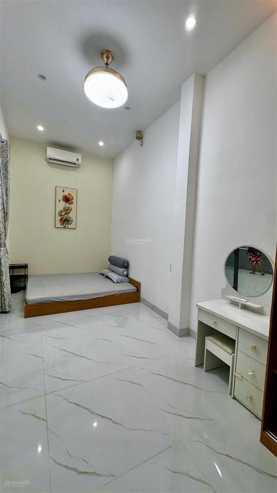 Bán nhà 3 tầng kđt tái định cư hòn rớ 1 nam nha trang