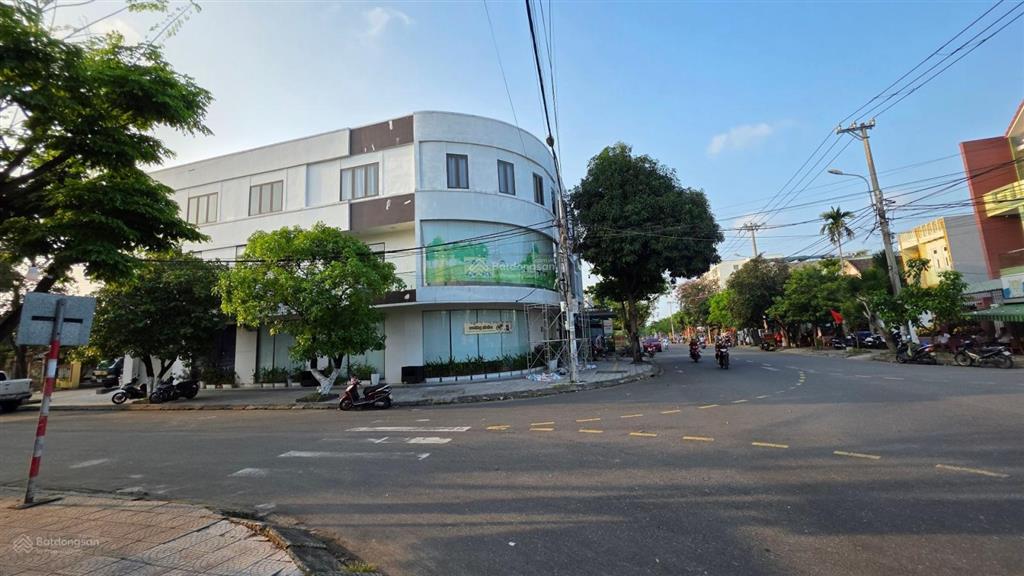 Toà nhà văn phòng  trục văn tiến dũng  đà nẵng