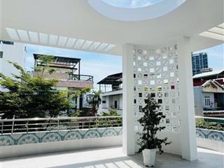 Nhà 3 tầng nguyễn thiếp lô góc ngay cầu trần thị lý  quấn sơn trà