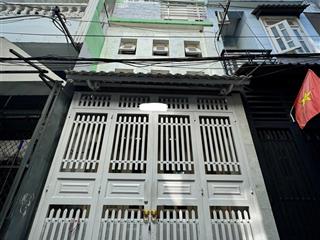 Cho thuê nhà nguyên căn quận 4, trệt + 1 lửng + 2 lầu + sân thượng. 2pn 4wc