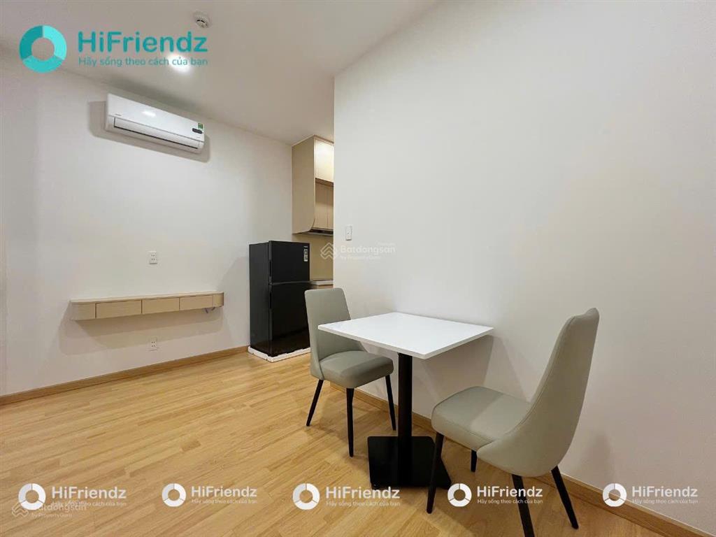 Cho thuê chdv 2 phòng ngủ rộng 50m2 tại bùi đình túy, bình thạnh.