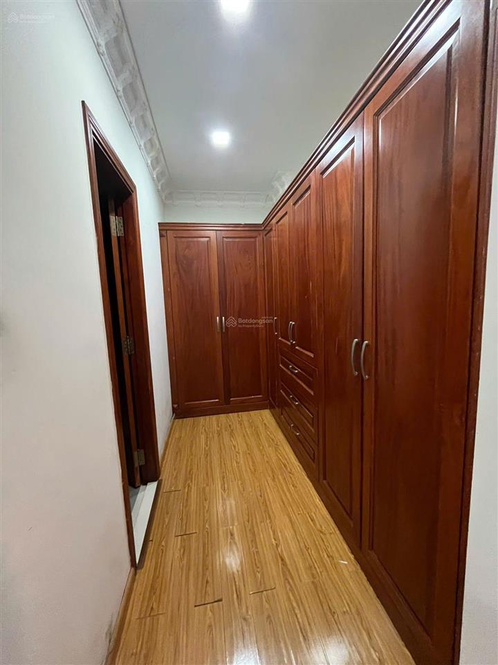 Bán nhà trường sa 154.8m²  4 tầng  45 tỷ  view sông, gần quận 1