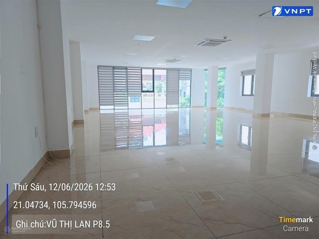 Cho thuê văn phòng hoàng quốc việt  nghĩa đô  cầu giấy dt 150m² giá 22tr/tháng