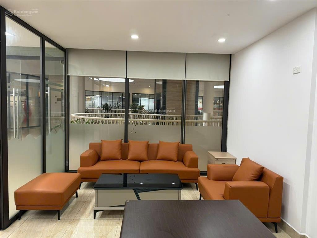 Cho thuê văn phòng mỗ lao  hà đông  hà nội dt 350m2 giá chỉ 35tr/tháng