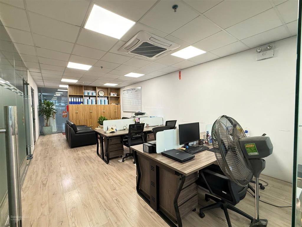 Cho thuê văn phòng building láng hạ, đống đa, hà nội dt 75m2 giá 18tr/tháng