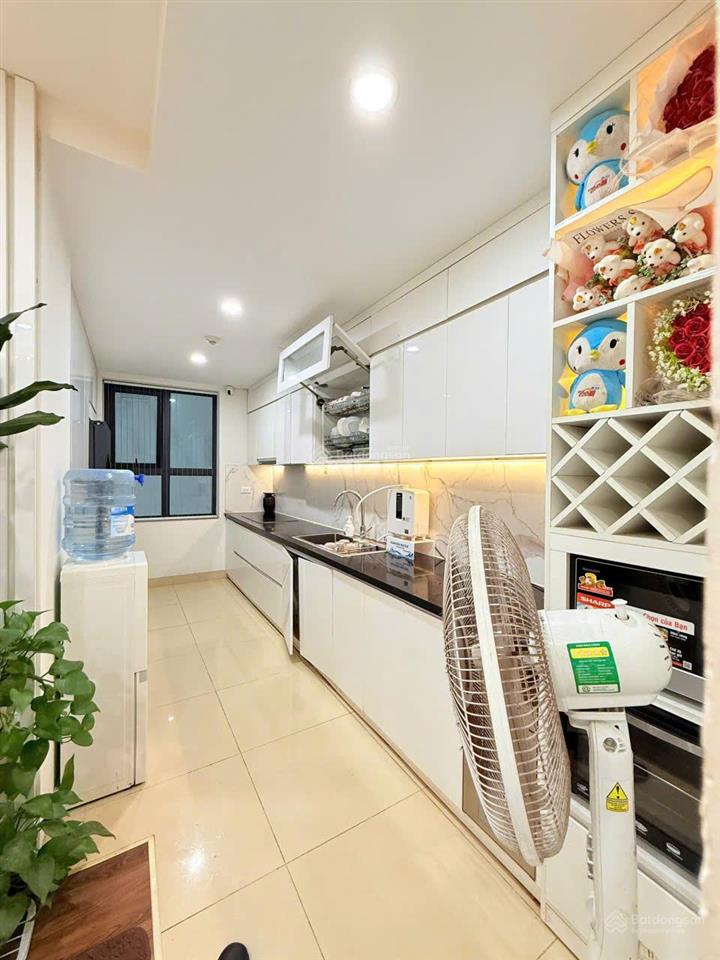 Cần bán gấp căn hộ hạng sang view trực diện sân vận động mỹ đình diamond goldmark city