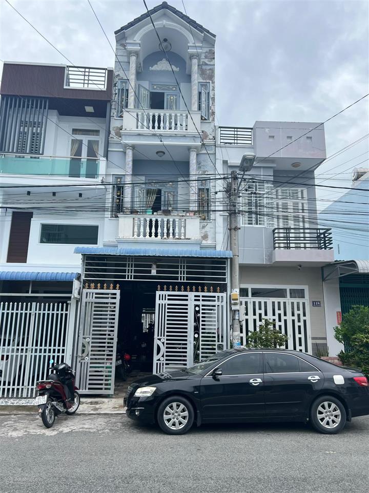 Chính chủ cần bán nhà ở riêng lẻ. một chệt, 2 lầu, vị trí 2 mặt tiền đường lớn.