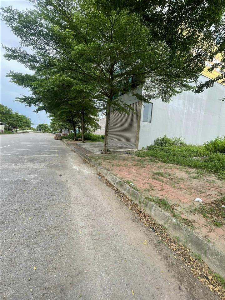 Cc bán đất tt chúc sơn  chương mỹ 50m2  mt 5m, đường ô tô, sổ vuông, tiềm năng tăng gía tốt