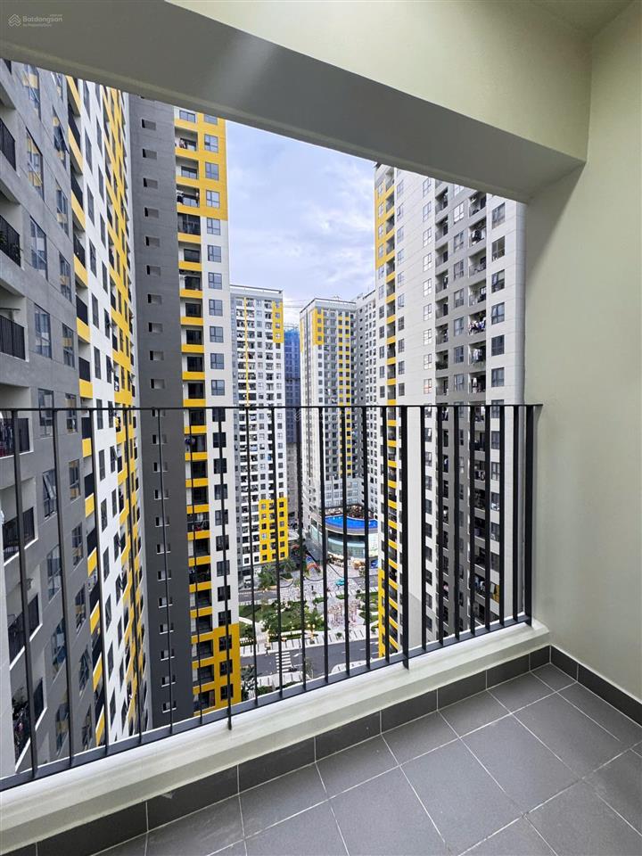 Cho thuê căn 2pn tháp emerald bcons city  giá sale tốt 6.5tr, căn cuối
