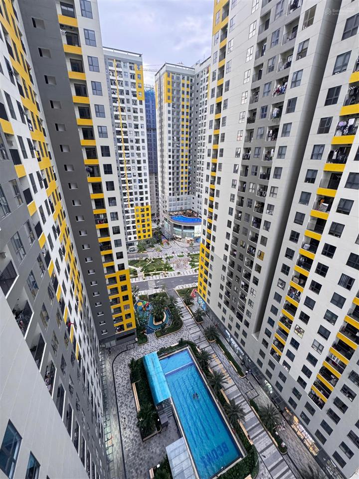 Cho thuê căn 2pn tháp emerald bcons city  giá sale tốt 6.5tr, căn cuối