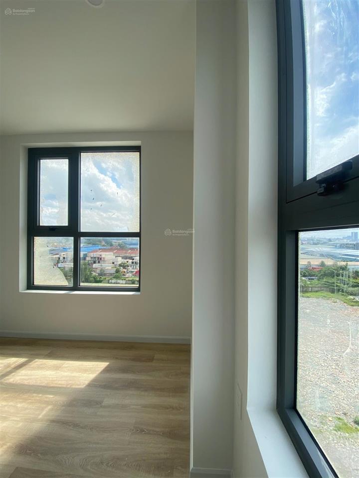 Chính chủ cho thuê căn 2pn ngay bcons làng đại học nhà mới 100% view đẹp hỗ trợ sinh viên