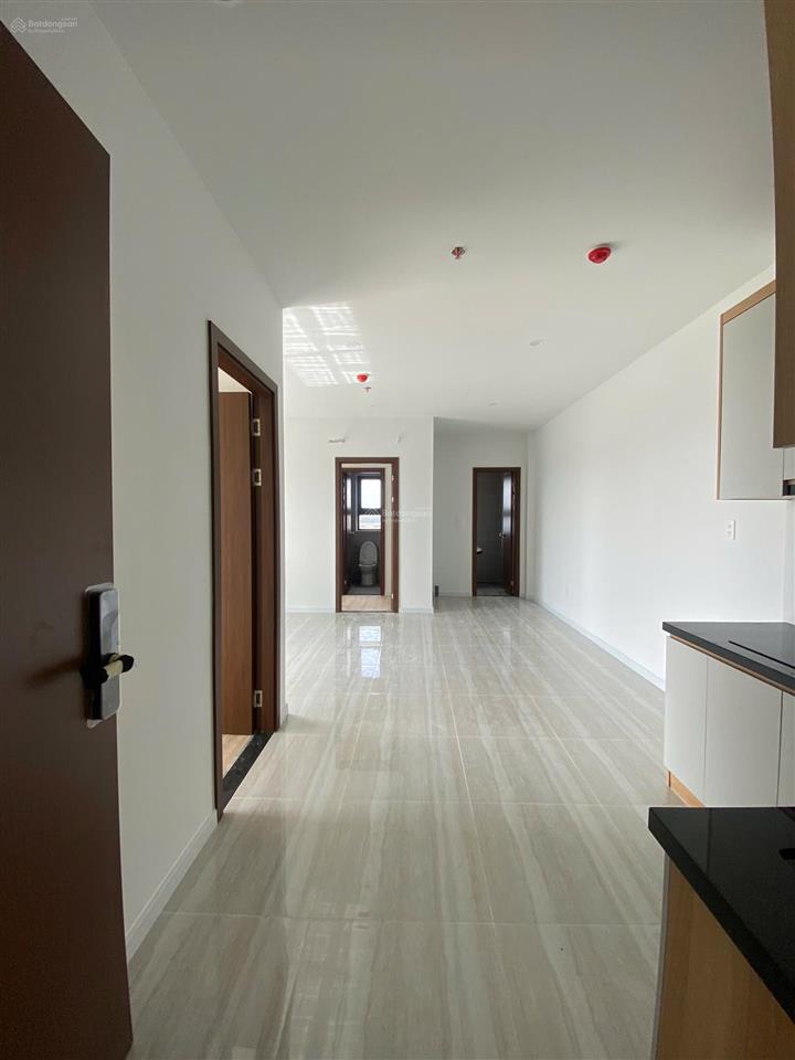 Chính chủ cho thuê căn 2pn ngay bcons làng đại học nhà mới 100% view đẹp hỗ trợ sinh viên