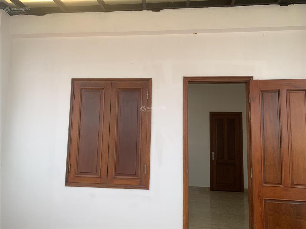 Nhà 5 tầng đẹp nội thất toàn bộ gỗ hương ta cao cấp gia chủ để lại hết, sổ đỏ nét căng
