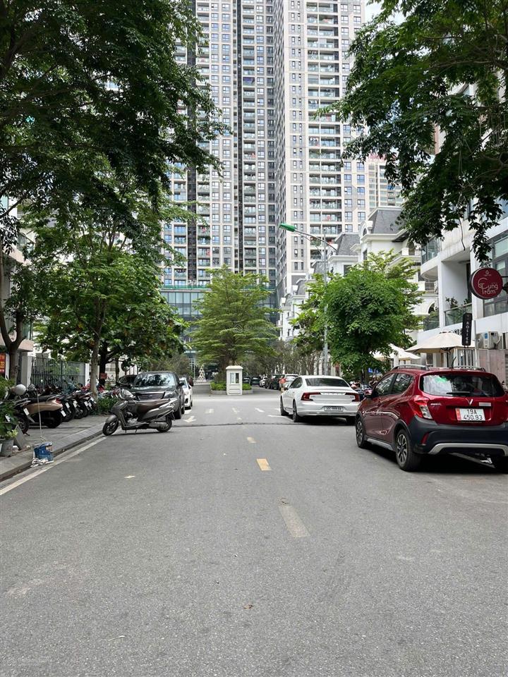 Bán liền kề mon city hàm nghi. 100m2 x 6t thang máy. mặt tiền 6m giá 47 tỷ (ctl)