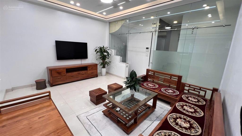 Mỹ đình 7 tầng thang máy. gara oto 45m. mt 5m. giá 12,7 tỷ (ctl)