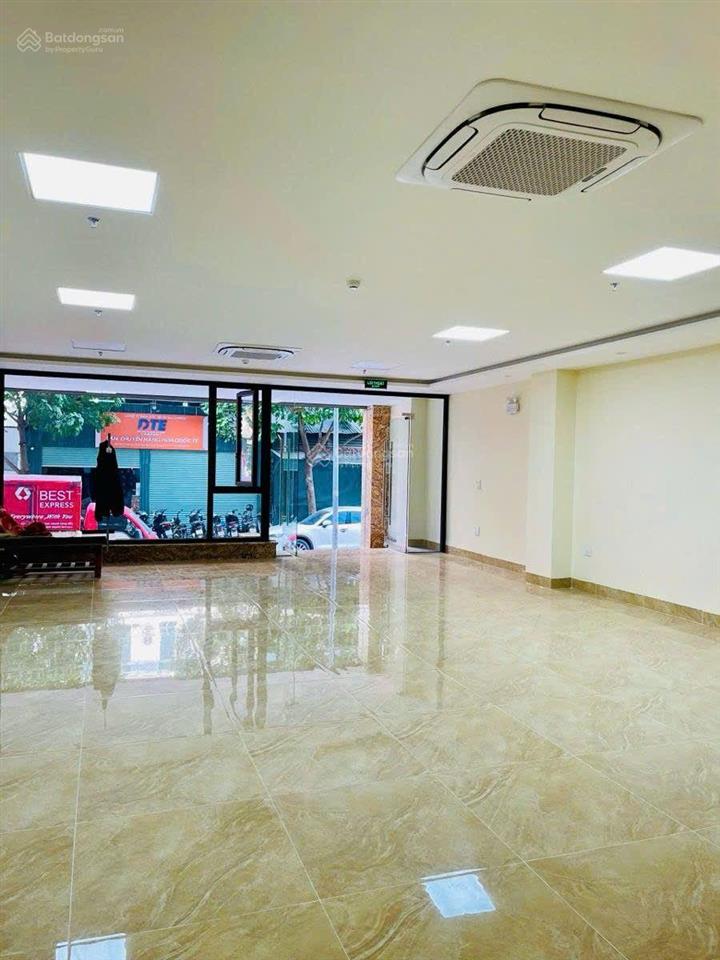 Building văn phòng 7 tầng mặt phố đức diễn  phú diễn. 144m2. mặt tiền 8m