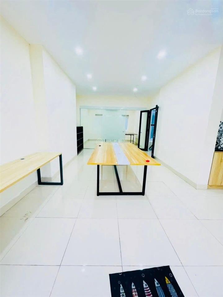 Mặt phố nguyễn hoàng 80m2 x 7t thang máy  kinh doanh đỉnh  2 mặt đường trước sau