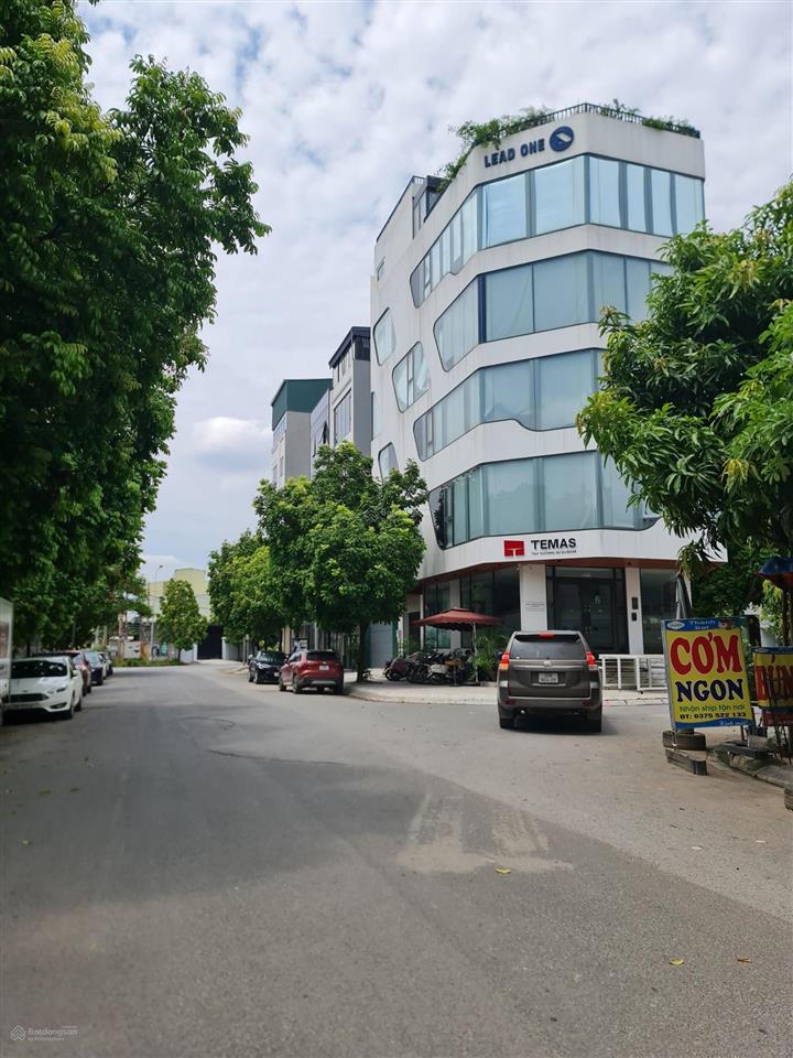 Bán đất phân lô phố trịnh văn bô, nam từ liêm  lô góc vỉa hè ô tô tránh  70m2  giá 19 tỷ