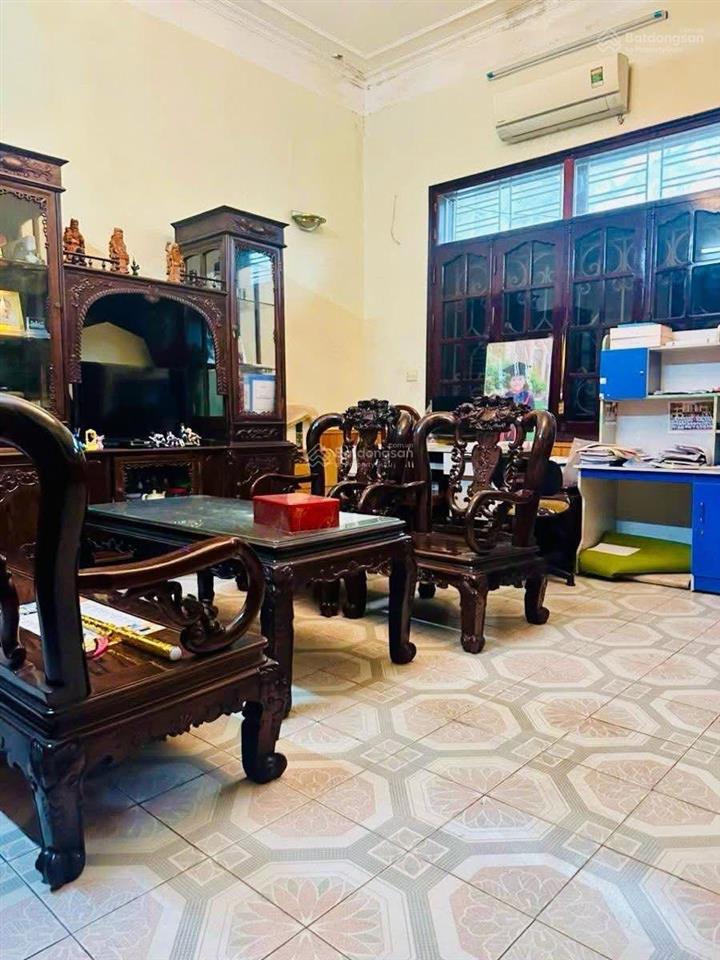 Trung tâm cầu giấy  lô góc cách mặt phố trung kính 1 nhà. 50m2 x 4t  giá 25,5 tỷ