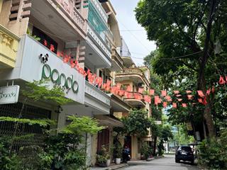 Trung tâm cầu giấy  lô góc cách mặt phố trung kính 1 nhà. 50m² x 4t  giá 25.5 tỷ