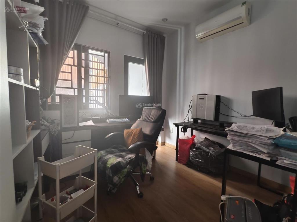 Nhà thông 2 hẻm đề thám  khu bàn cờ  vị trí đẹp, giá tốt
