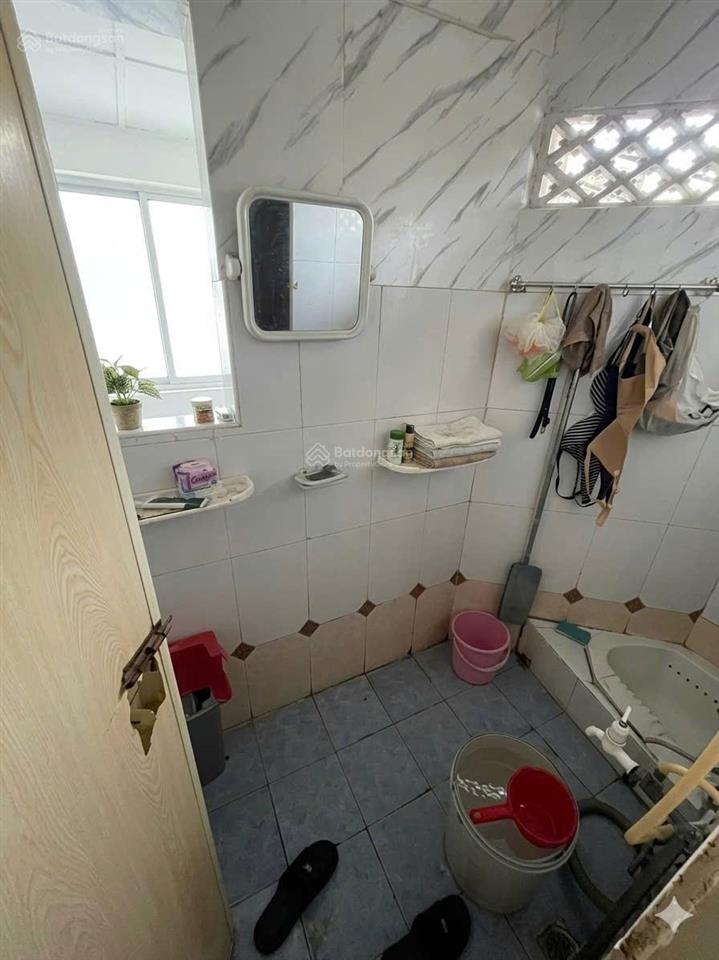 Mình chính chủ cần bán nhà 2 tầng 3 mặt kiệt 407 lê duẩn , p. chính gián  kiệt vào 3,5m