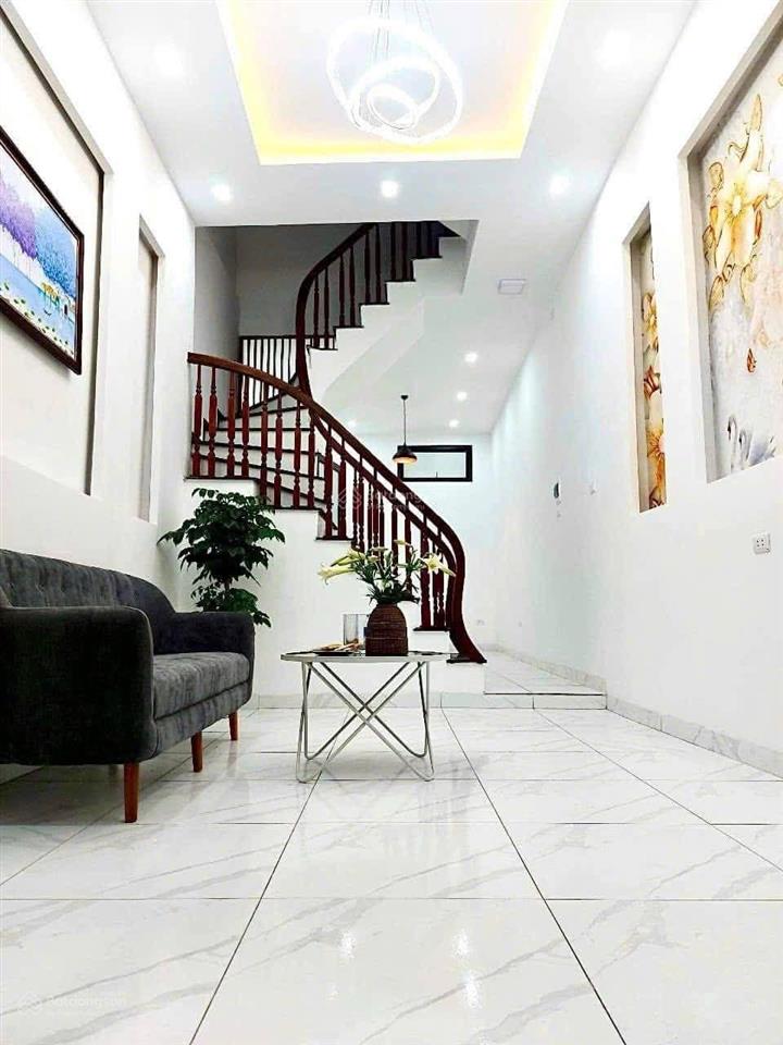 Cẩm văn đống đa | chỉ 8,8 tỷ | nhà đẹp 40m2 4 tầng | 2 mặt thoáng | dòng tiền 20 triệu/tháng