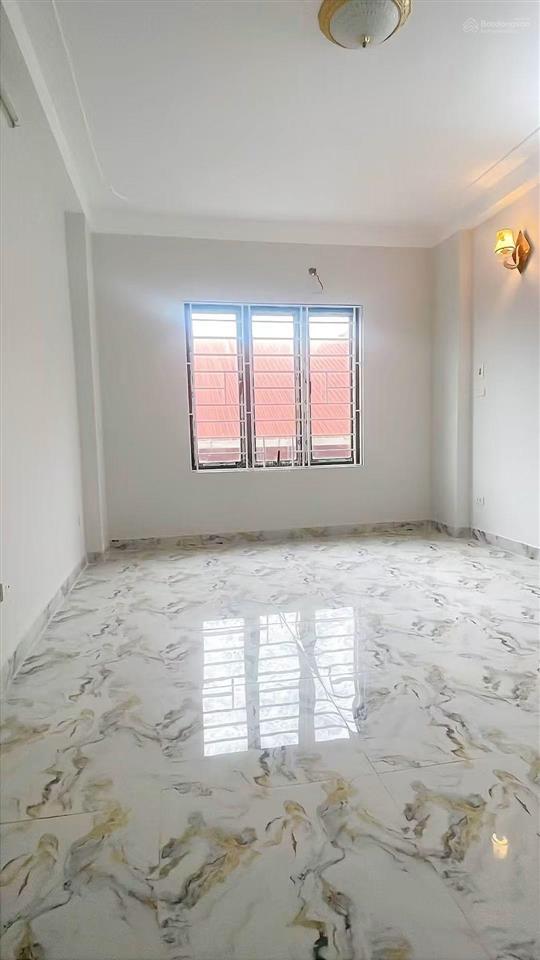 Quang lãm 30m2 x 4t mt 3.5m ô tô cách 15m, gần đh đại nam 2.38 tỷ