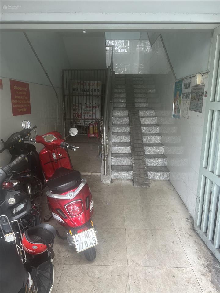 Chính chủ bán căn hộ 42m  sổ hồng riêng  nhà đẹp  giá 2,05 tỷ