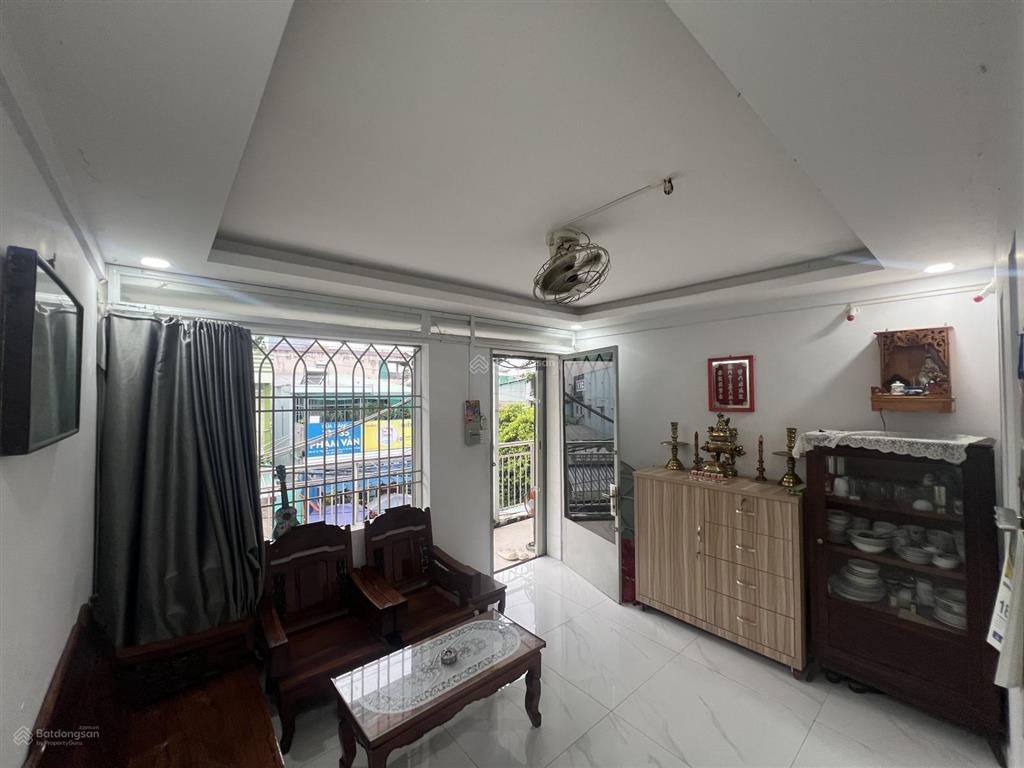 Chính chủ bán căn hộ 42m  sổ hồng riêng  nhà đẹp  giá 2,05 tỷ