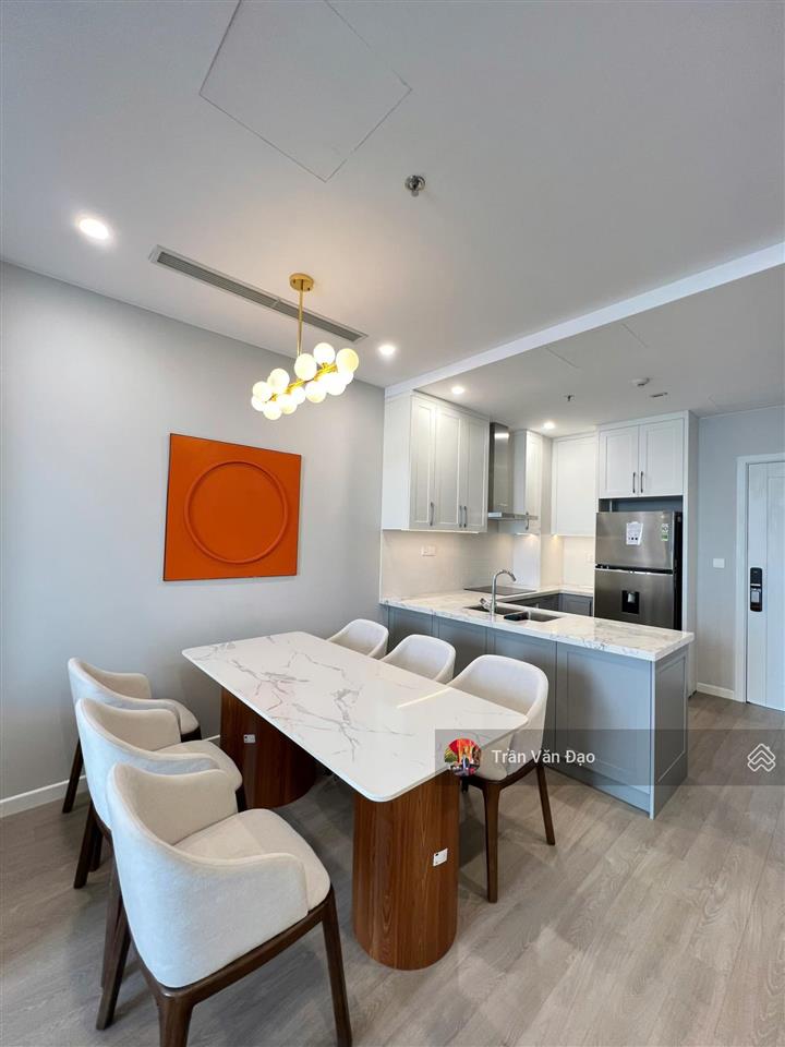 Quỹ căn 2pn tại hoàng thành pearl 2pn  80m2  giá chỉ 7.4tỷ, nhà đẹp, view thoáng 0976.044,926
