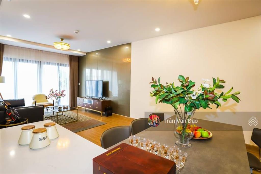 Siêu phẩm view hồ tại sky park 128m2, 3pn, nhà đẹp cần bán gấp  0976,044.926